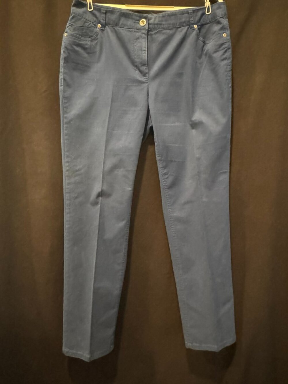 Chico’s Navy Blue Slim Leg Pants, Size 2.5 Regular (US 14/16